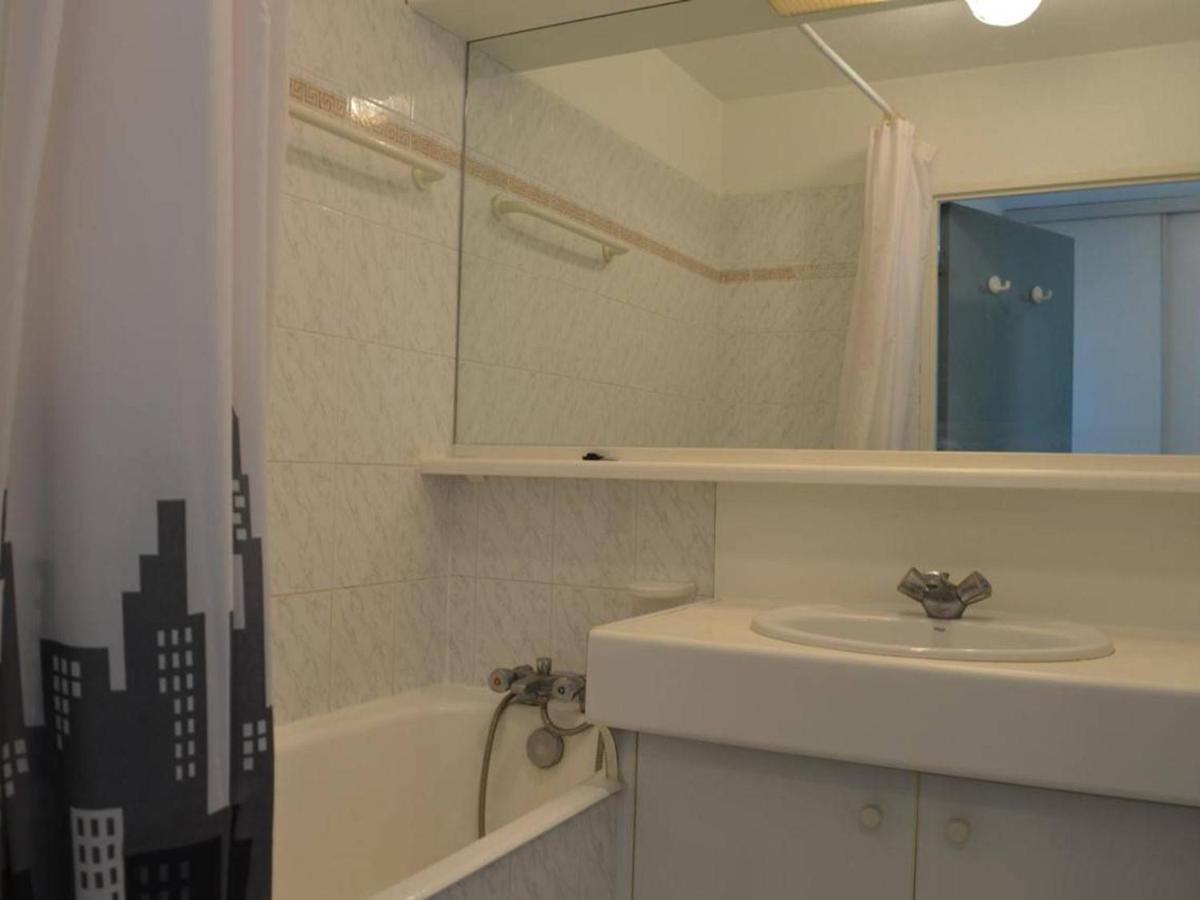 Frejus: Appt 2P, 5 Pers, Piscine, Plage A 150M, Parking, Animaux Ok - Fr-1-226A-357 外观 照片